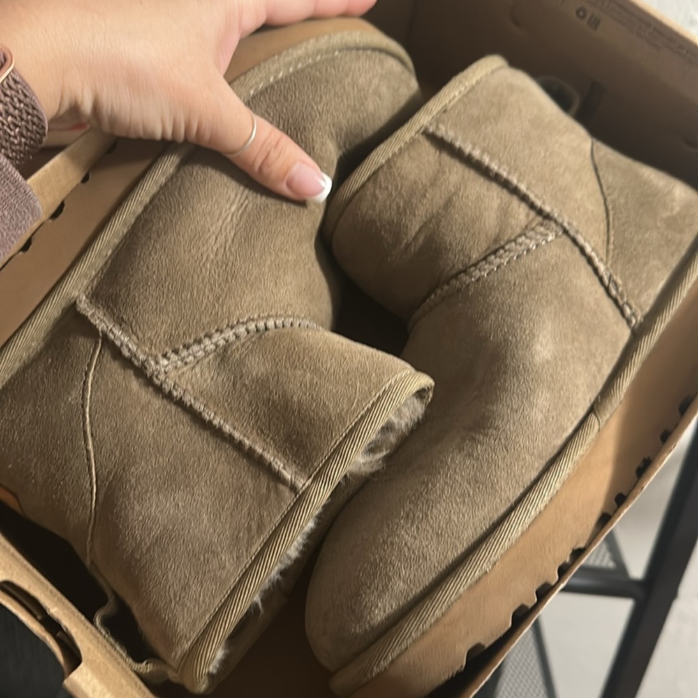 ugg mini boot - image 2